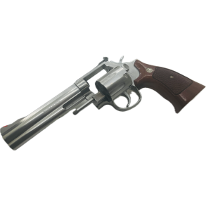 Smith & Wesson 686-3 kaliber .38 Special/.357Magnum rustfri med 6 pibe  Brugt